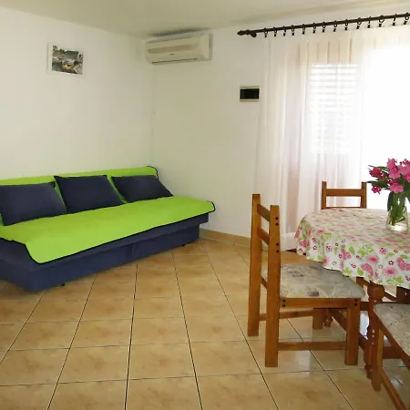 Ivamar-2 By Interhome
