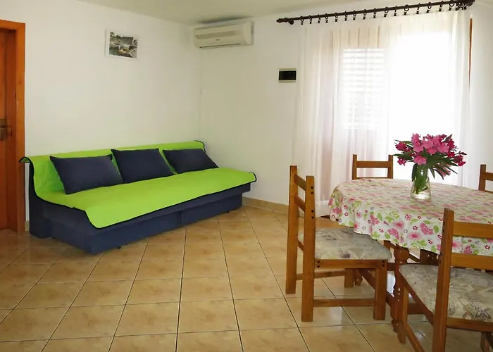 Ivamar-2 By Interhome